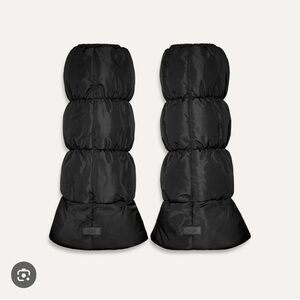 UGG Black Women's Plushwarmer leg warmers NWT size M (sold out)